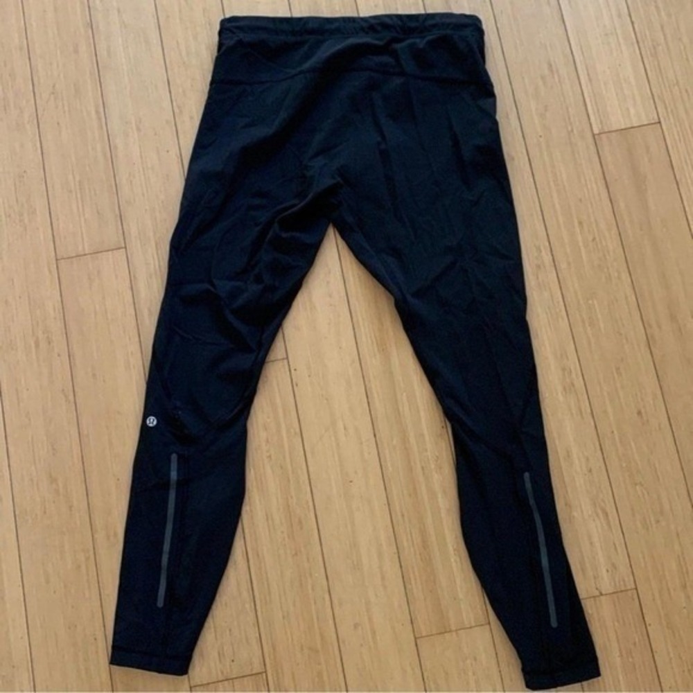 Lululemon Men's black under layer leggings. Size Small. Workout activewear trend